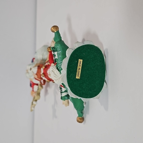 House of Lloyd Christmas Around the World VTG Twistable North Pole Directory - Picture 7 of 8